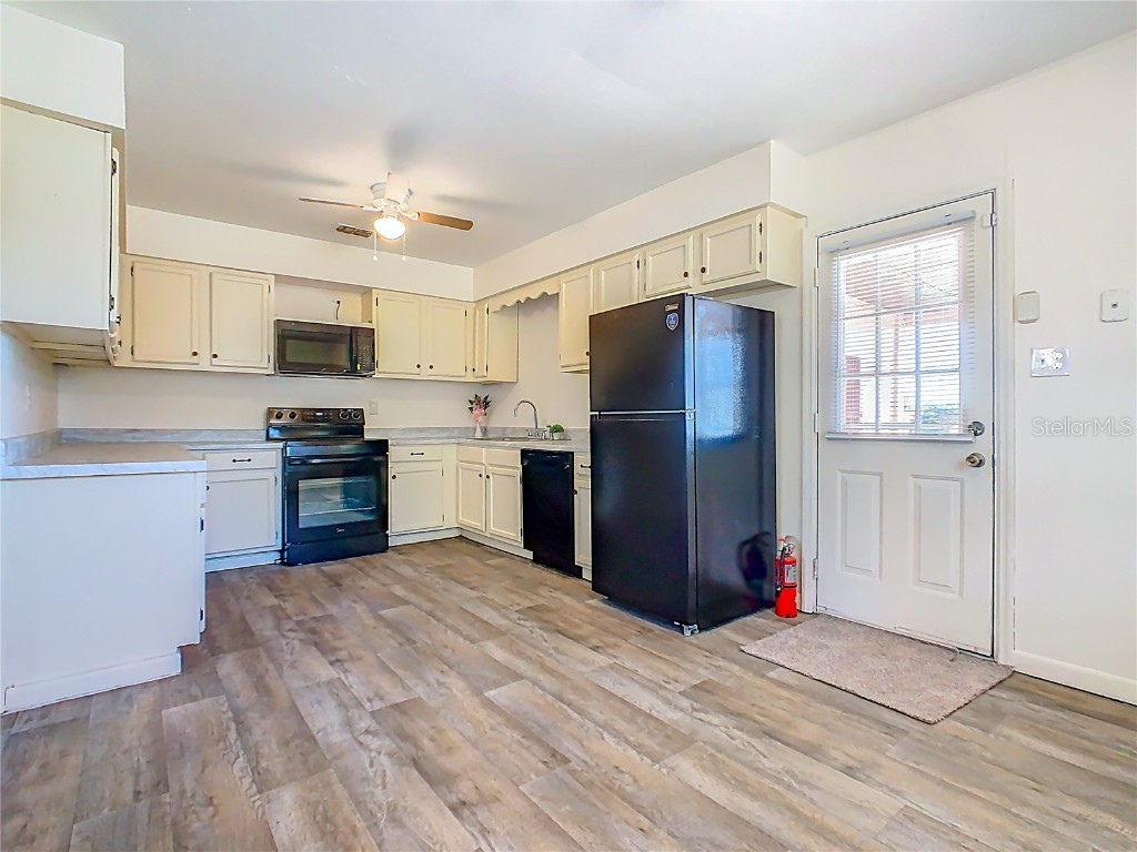 1061 Hiawatha Avenue Lake Wales FL 33853 P4936421 image14