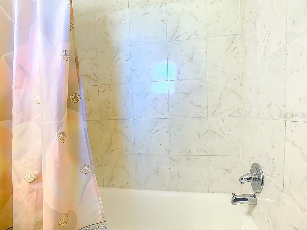 1061 Hiawatha Avenue Lake Wales FL 33853 P4936421 image19