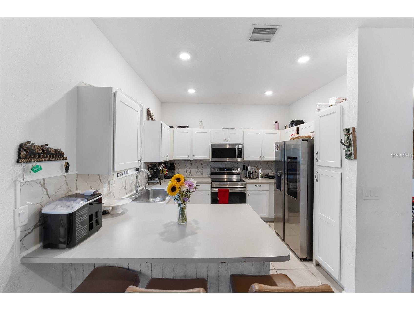 1061 NW 208th Terrace Miami FL 33169 OM718032 image12