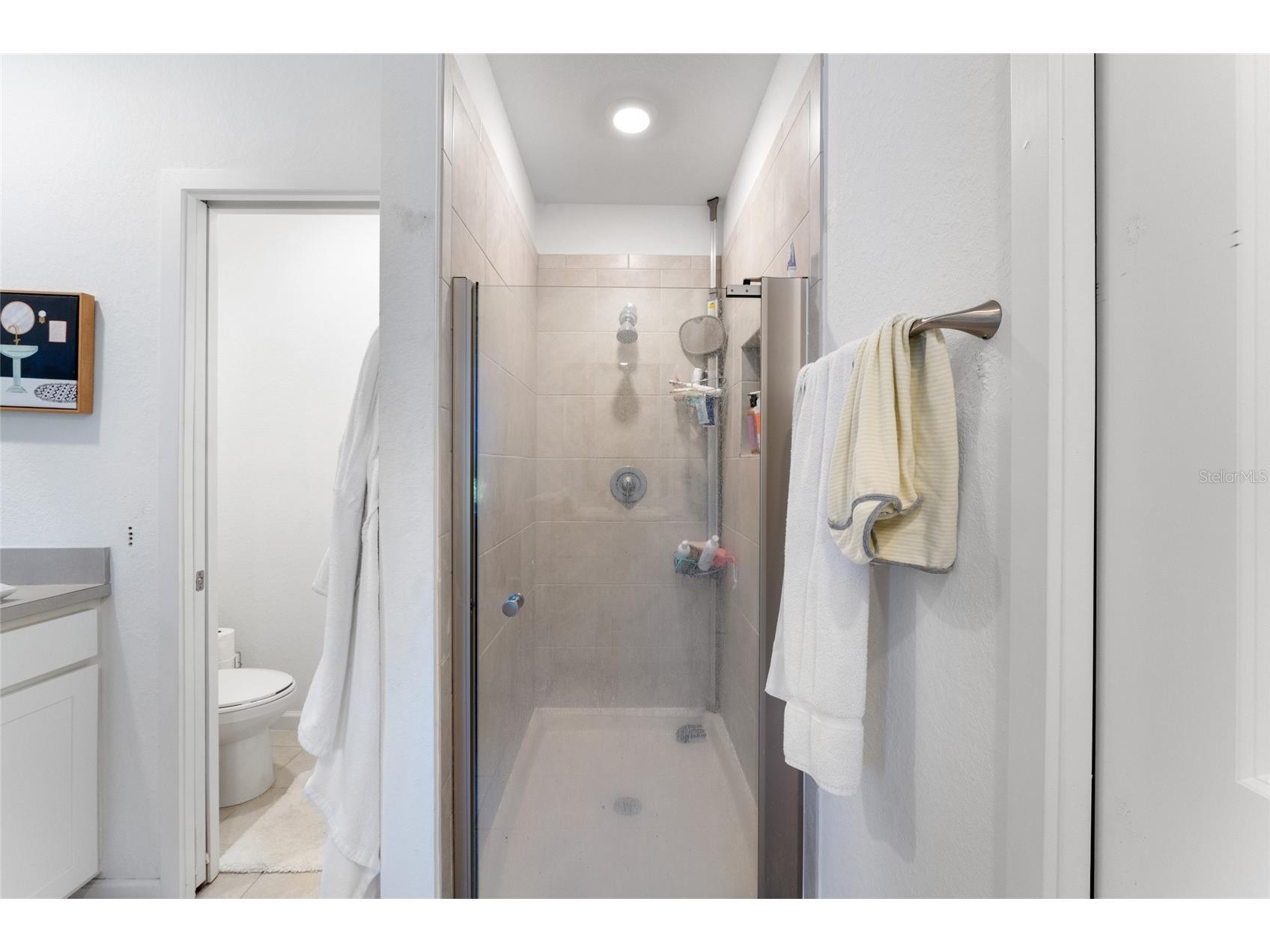 1061 NW 208th Terrace Miami FL 33169 OM718032 image19