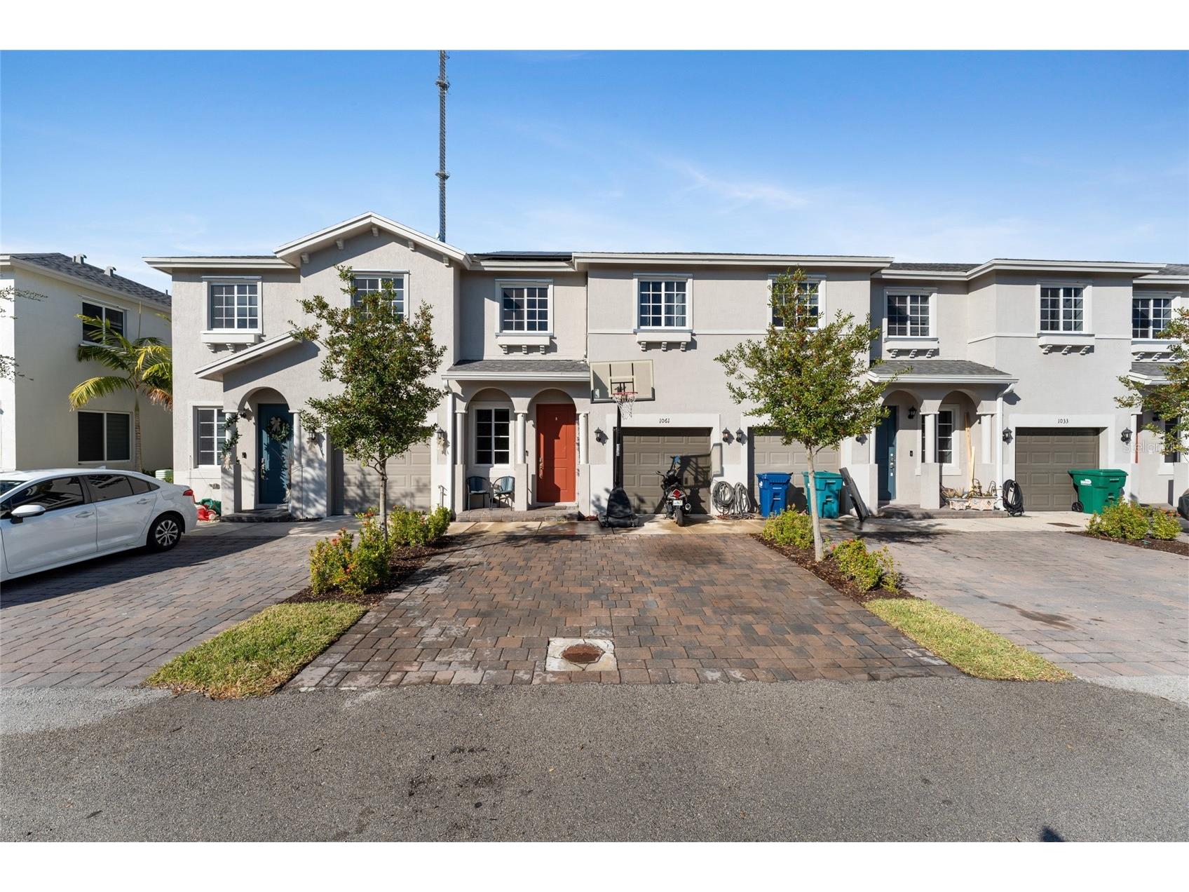 1061 NW 208th Terrace Miami FL 33169 OM718032 image2