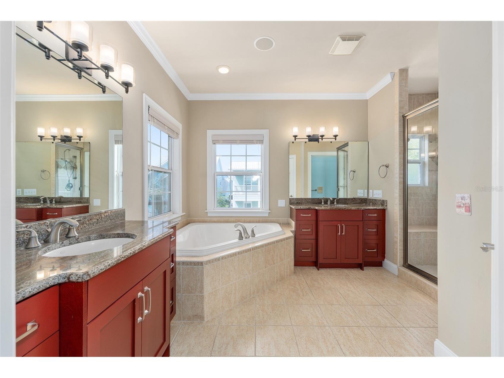 1061 NW 50th Terrace Gainesville FL 32605 OM718836 image30