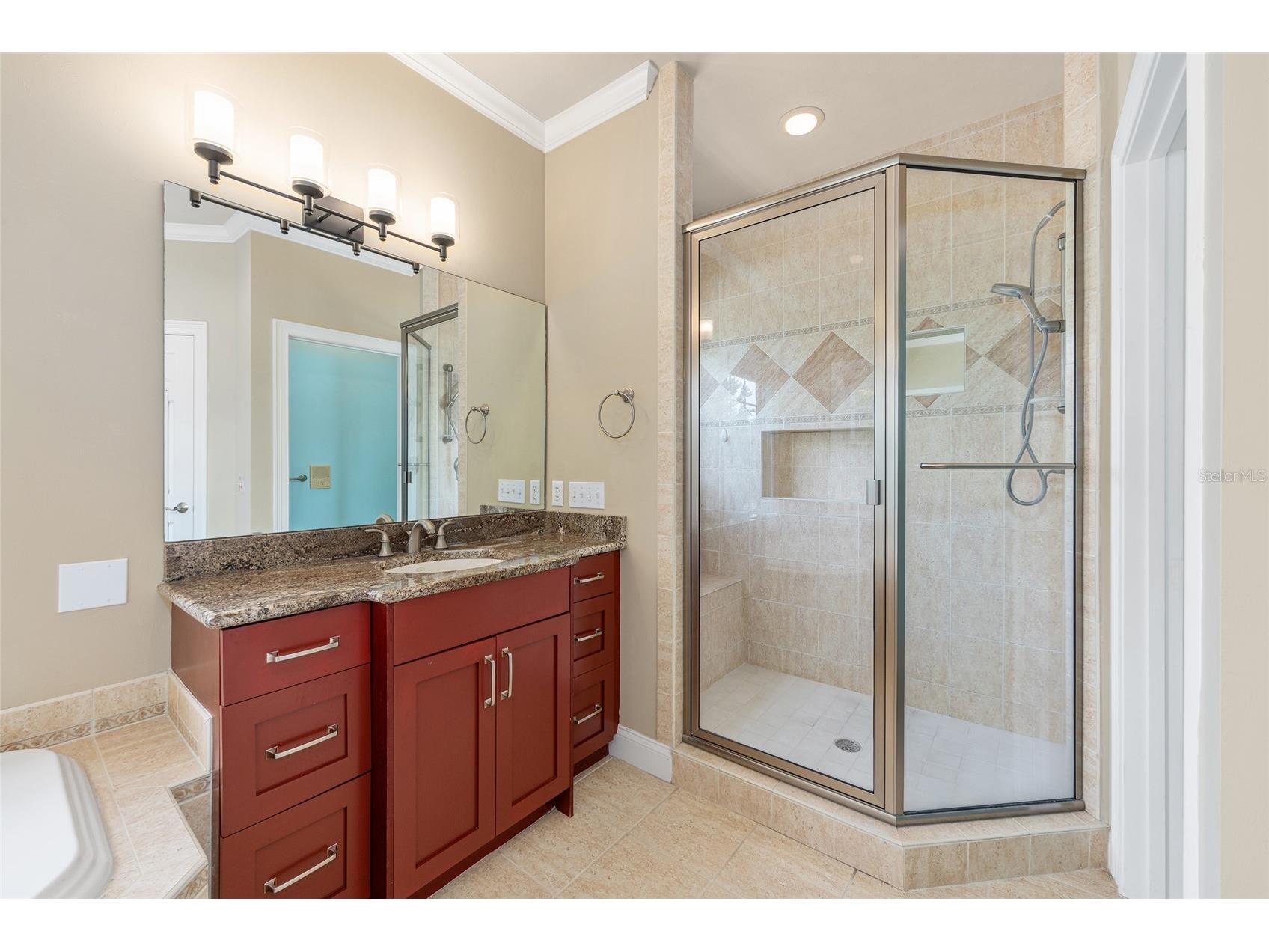 1061 NW 50th Terrace Gainesville FL 32605 OM718836 image32