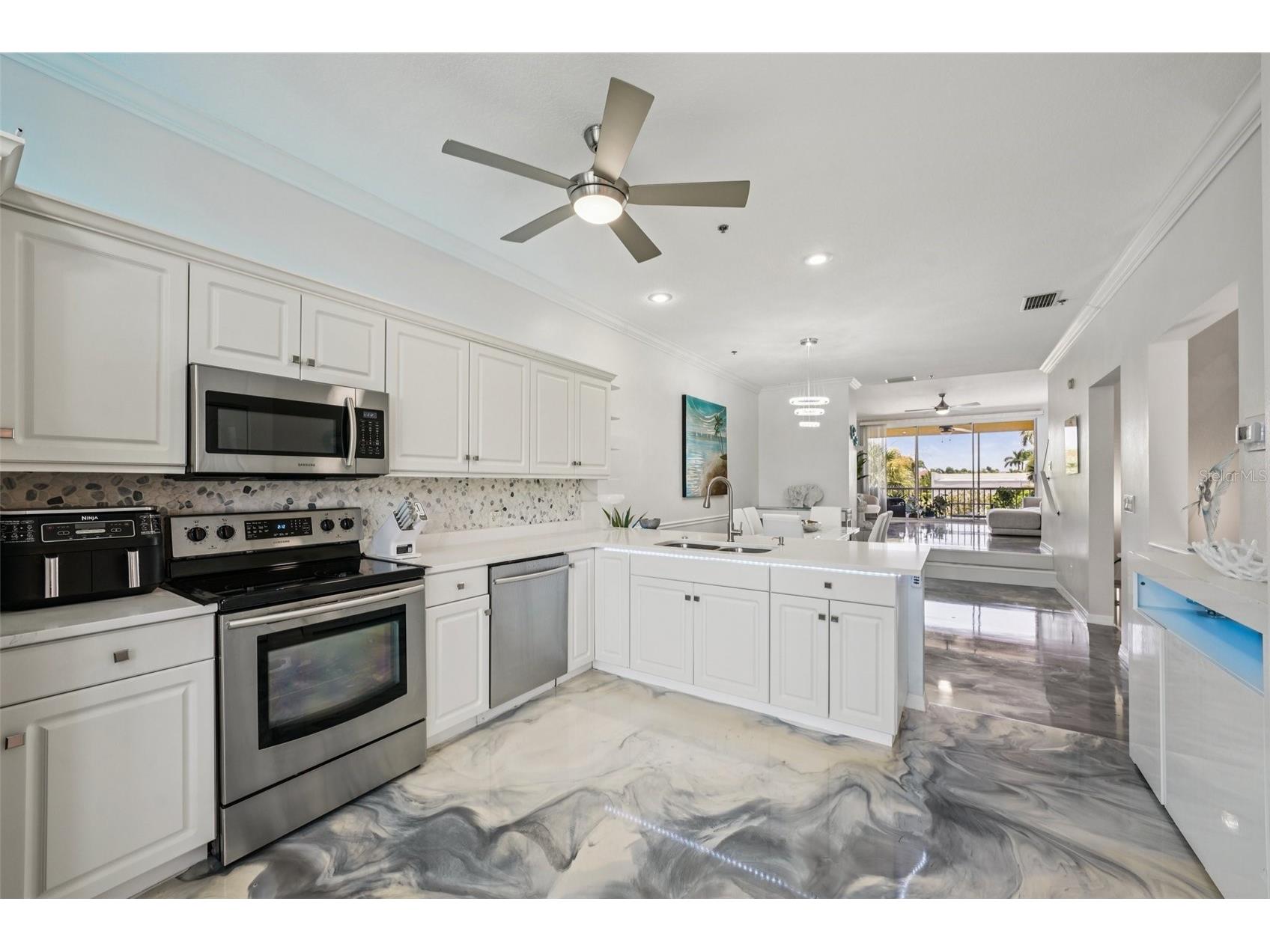 1061 Pinellas Bayway S Saint Petersburg FL 33715 S5142908 image20
