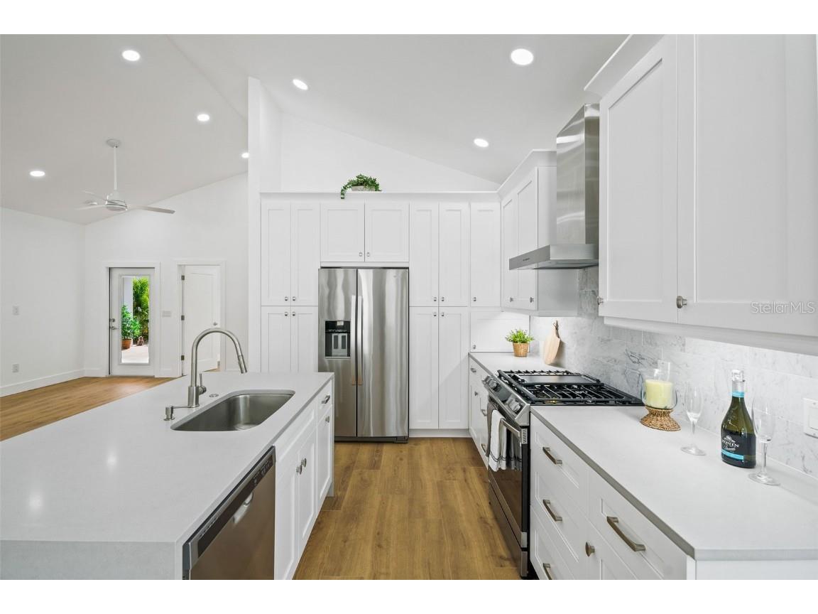 1061 Sedeeva Street Clearwater FL 33755 TB8345691 image10