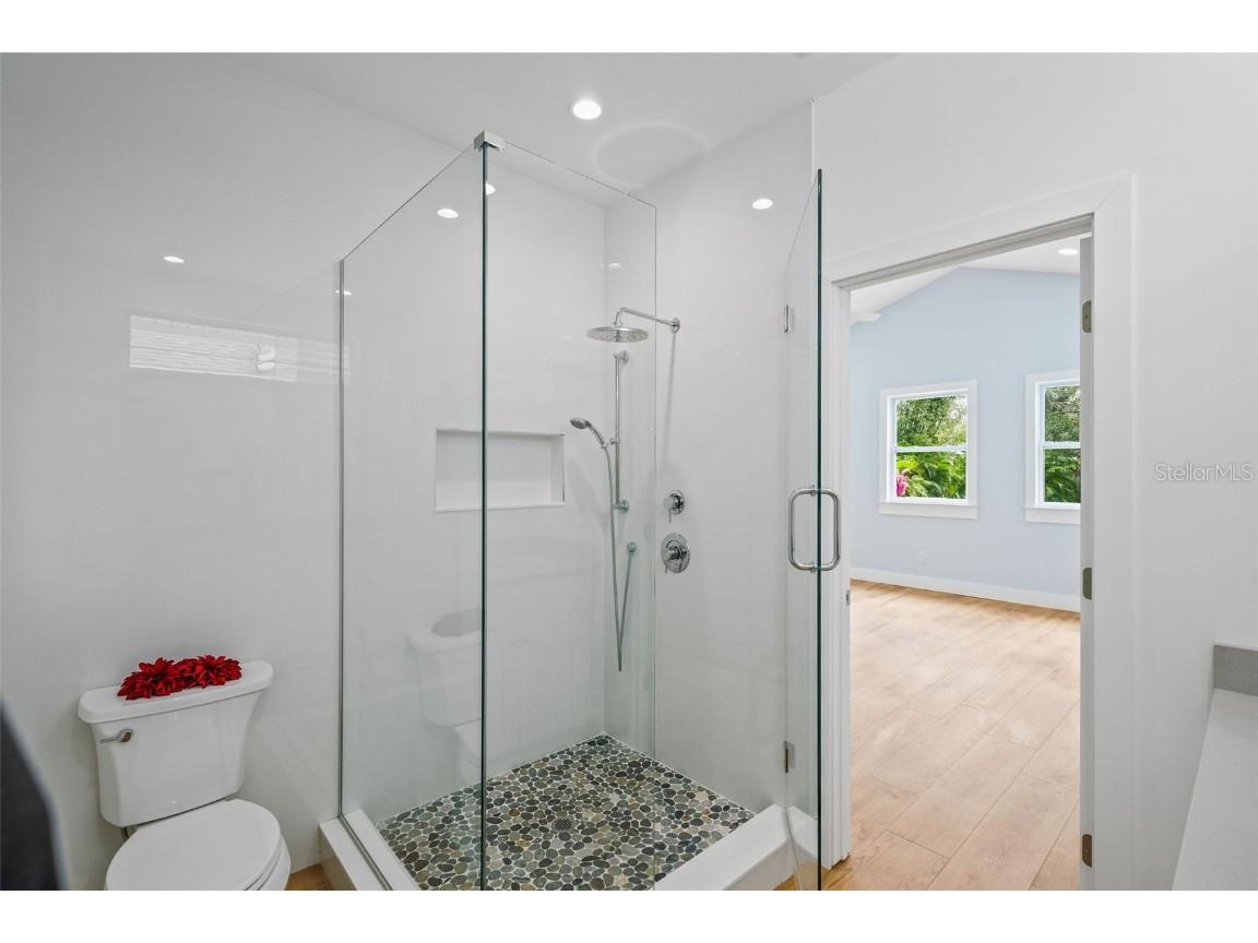 1061 Sedeeva Street Clearwater FL 33755 TB8345691 image13