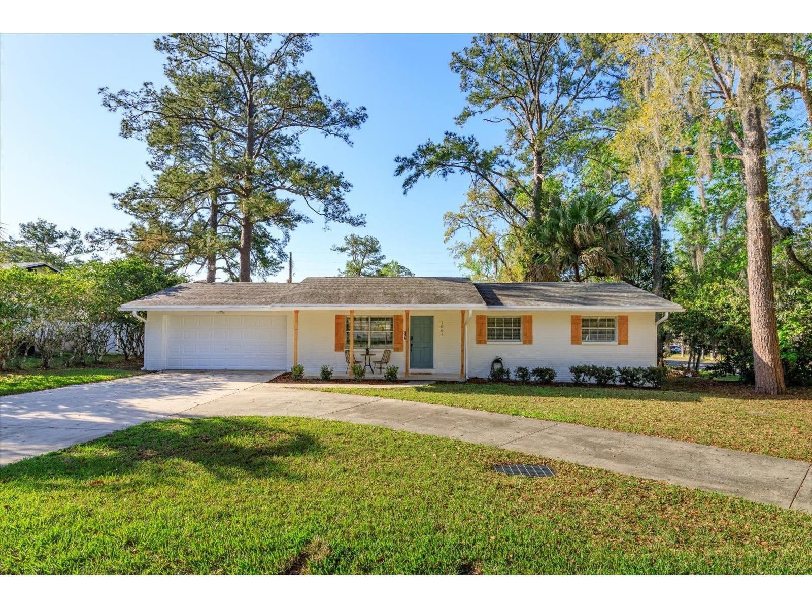 1061 Whiteway Drive Brooksville FL 34601 O6391619 image1