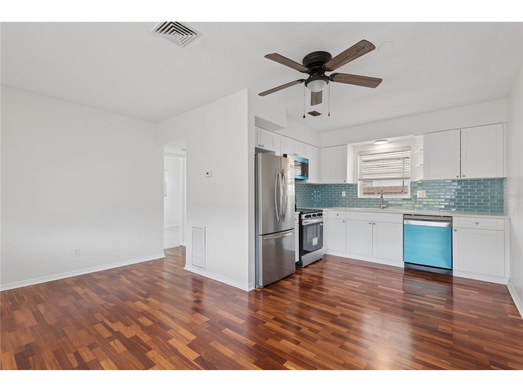 10610 98th Terrace Seminole FL 33772 TB8496056 image3