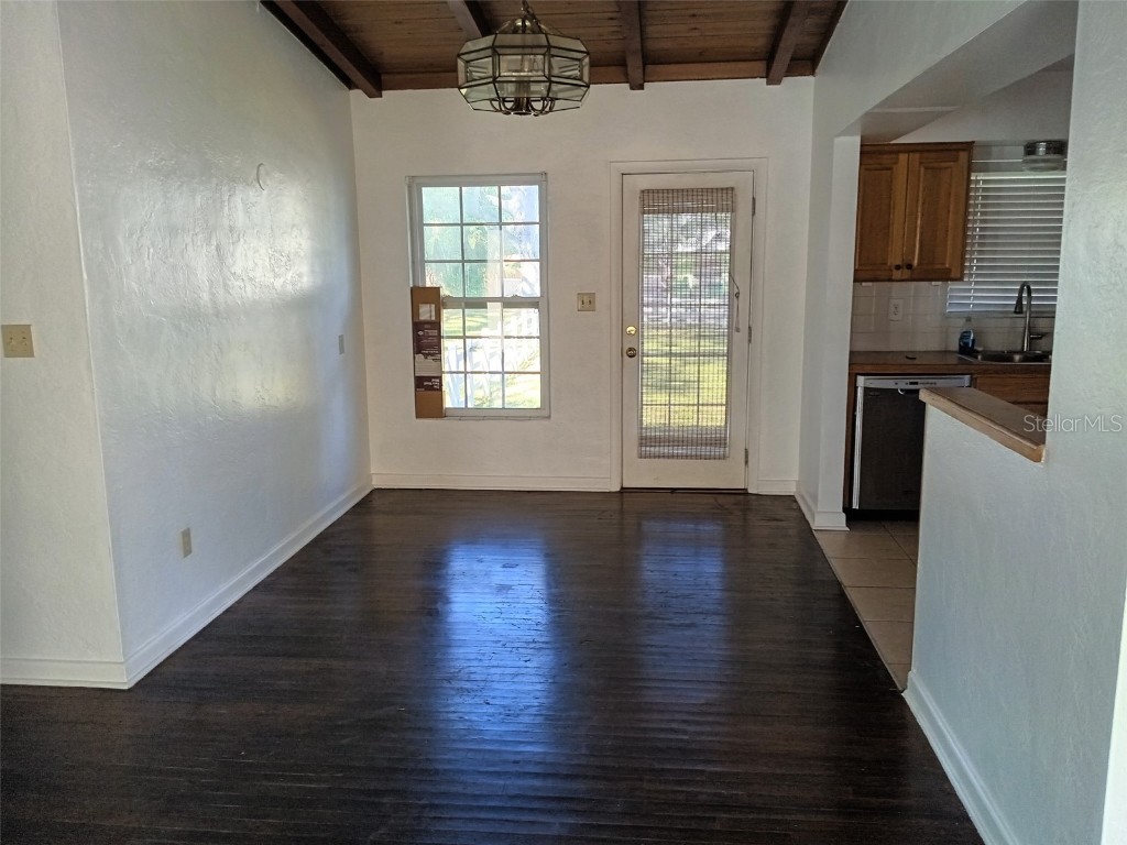 10611 Dixon Drive Seminole FL 33772 TB8456863 image5