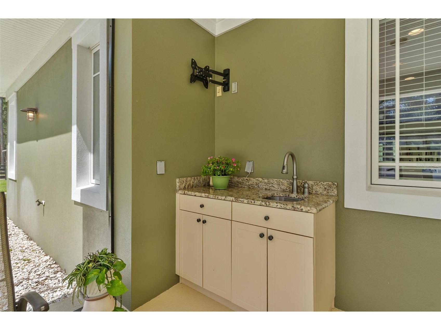 10615 NE 104th Circle Oxford FL 34484 G5110792 image38