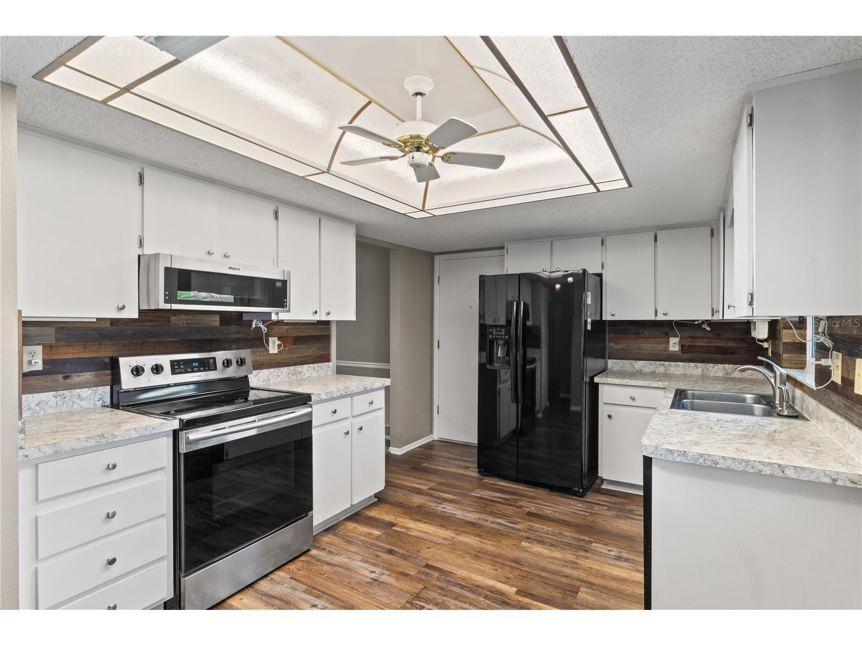 10616 Springwood Drive Port Richey FL 34668 TB8497180 image8