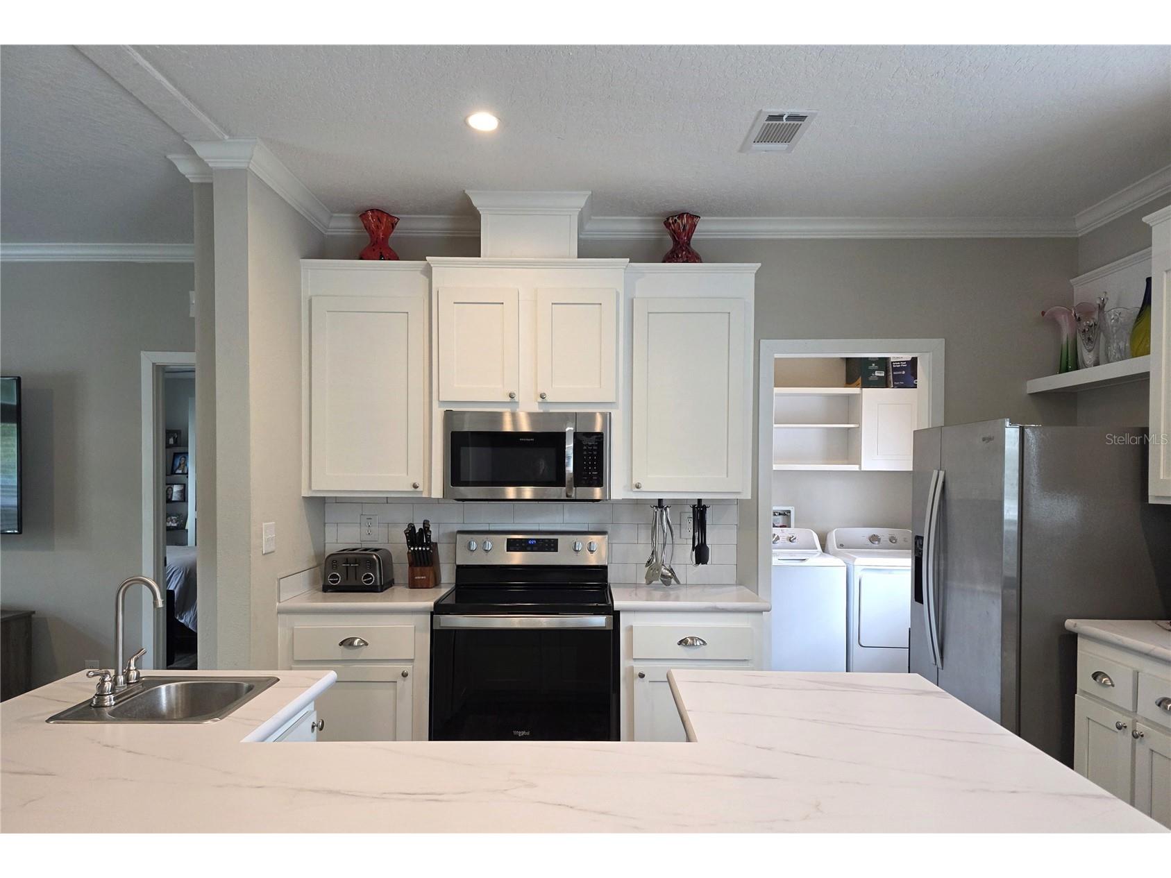 10617 Skewlee Gardens Drive Thonotosassa FL 33592 TB8512285 image4