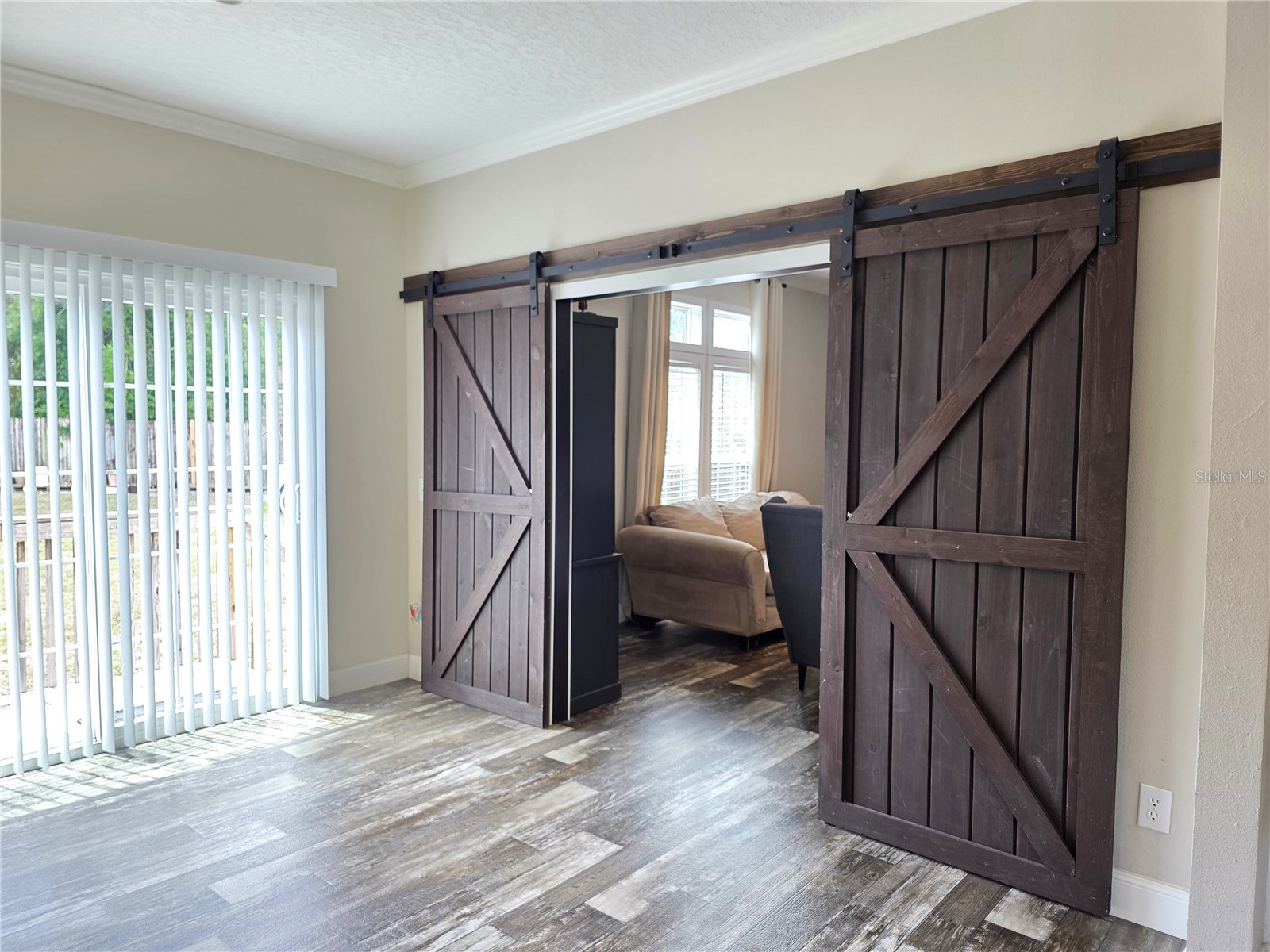 10617 Skewlee Gardens Drive Thonotosassa FL 33592 TB8512285 image7
