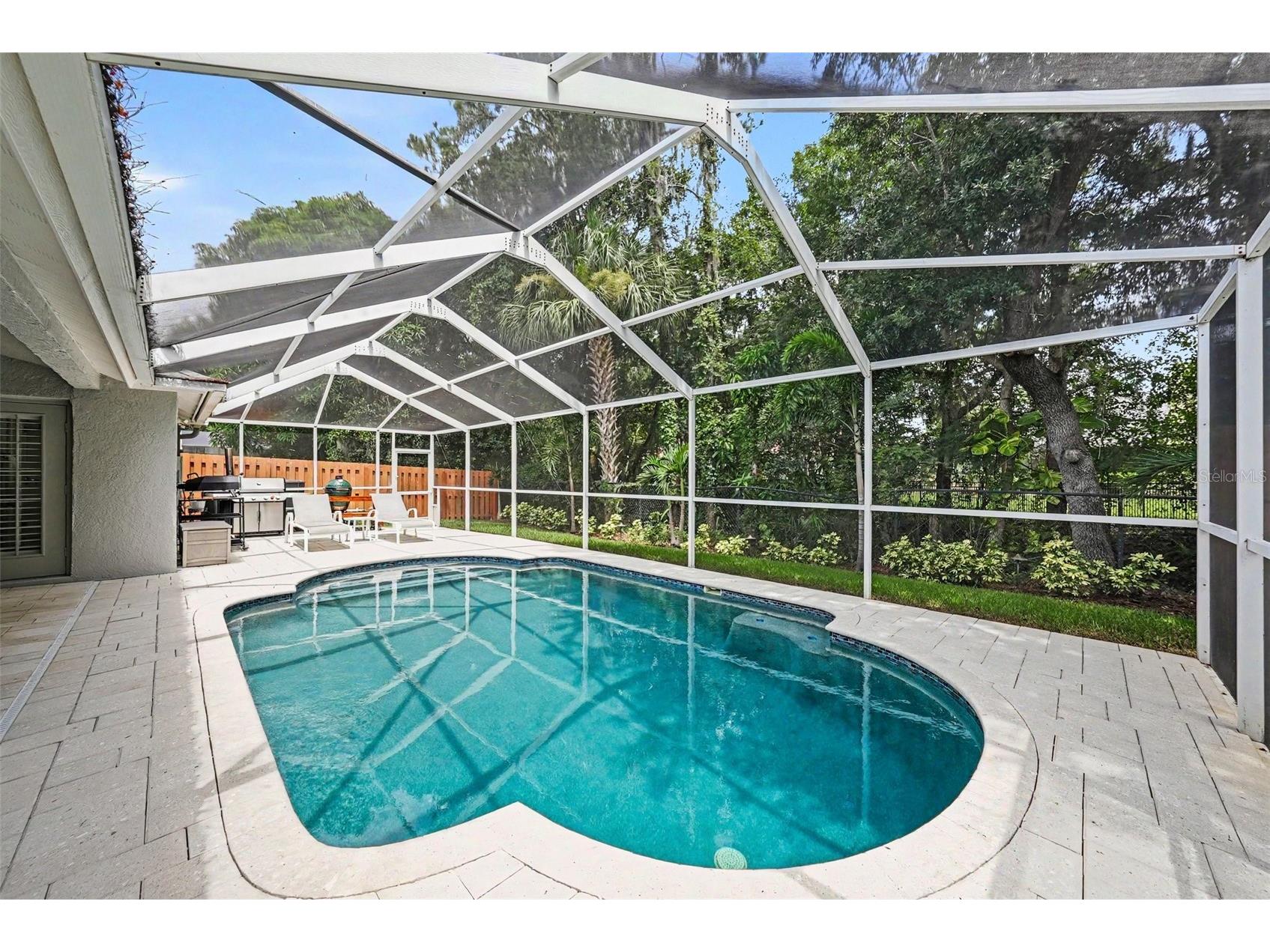 10617 Weybridge Drive Tampa FL 33626 W7887661 image2