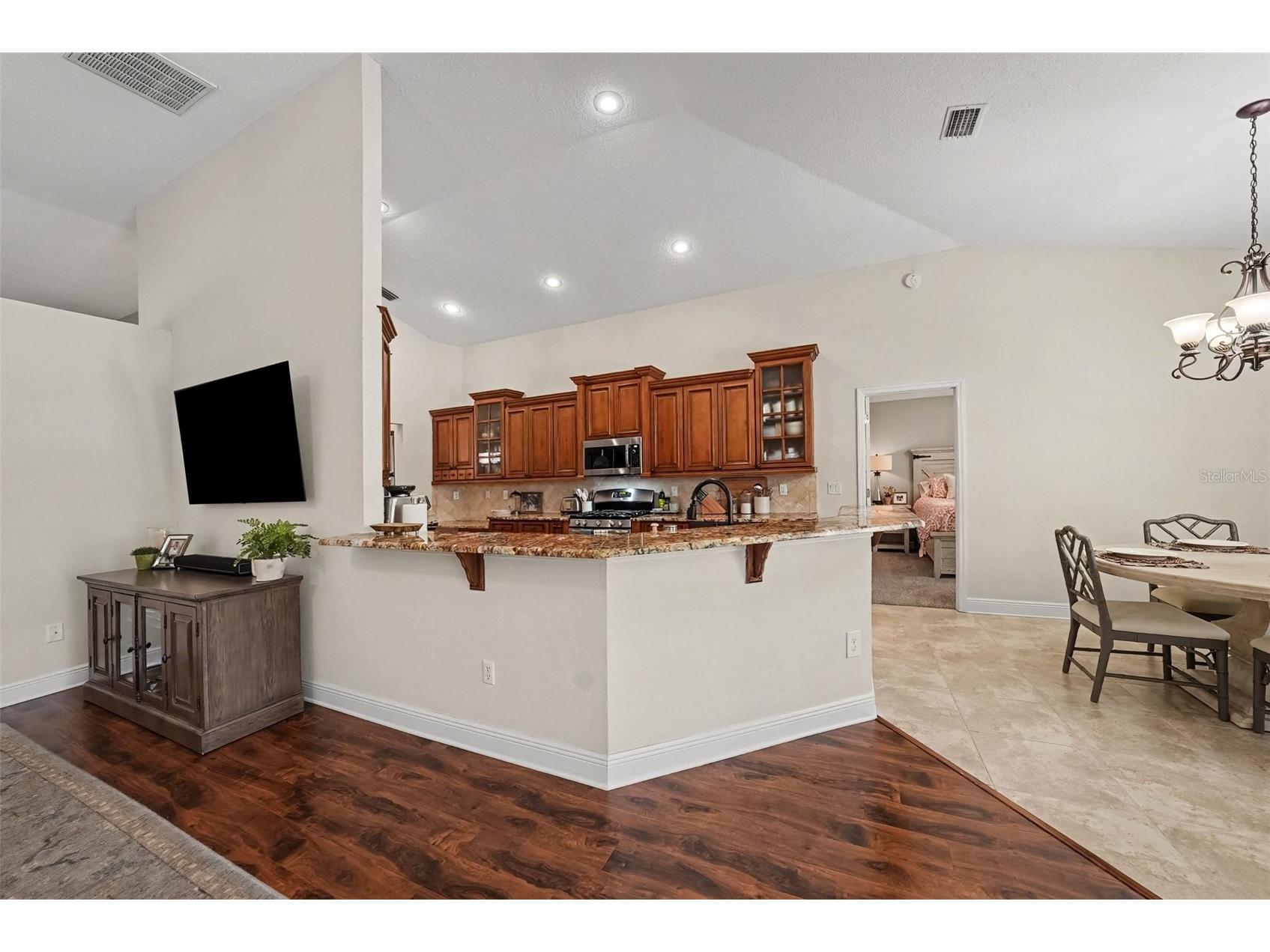 10617 Weybridge Drive Tampa FL 33626 W7887661 image21