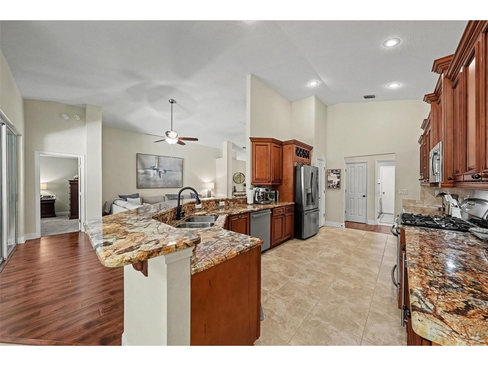 10617 Weybridge Drive Tampa FL 33626 W7887661 image22