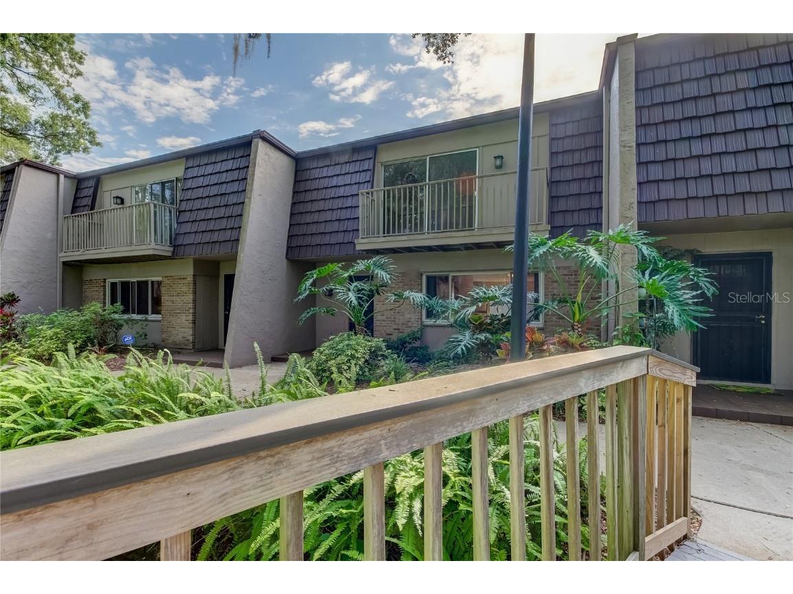 10618 Carrollbrook Ln Tampa FL 33618 T3520977 image1