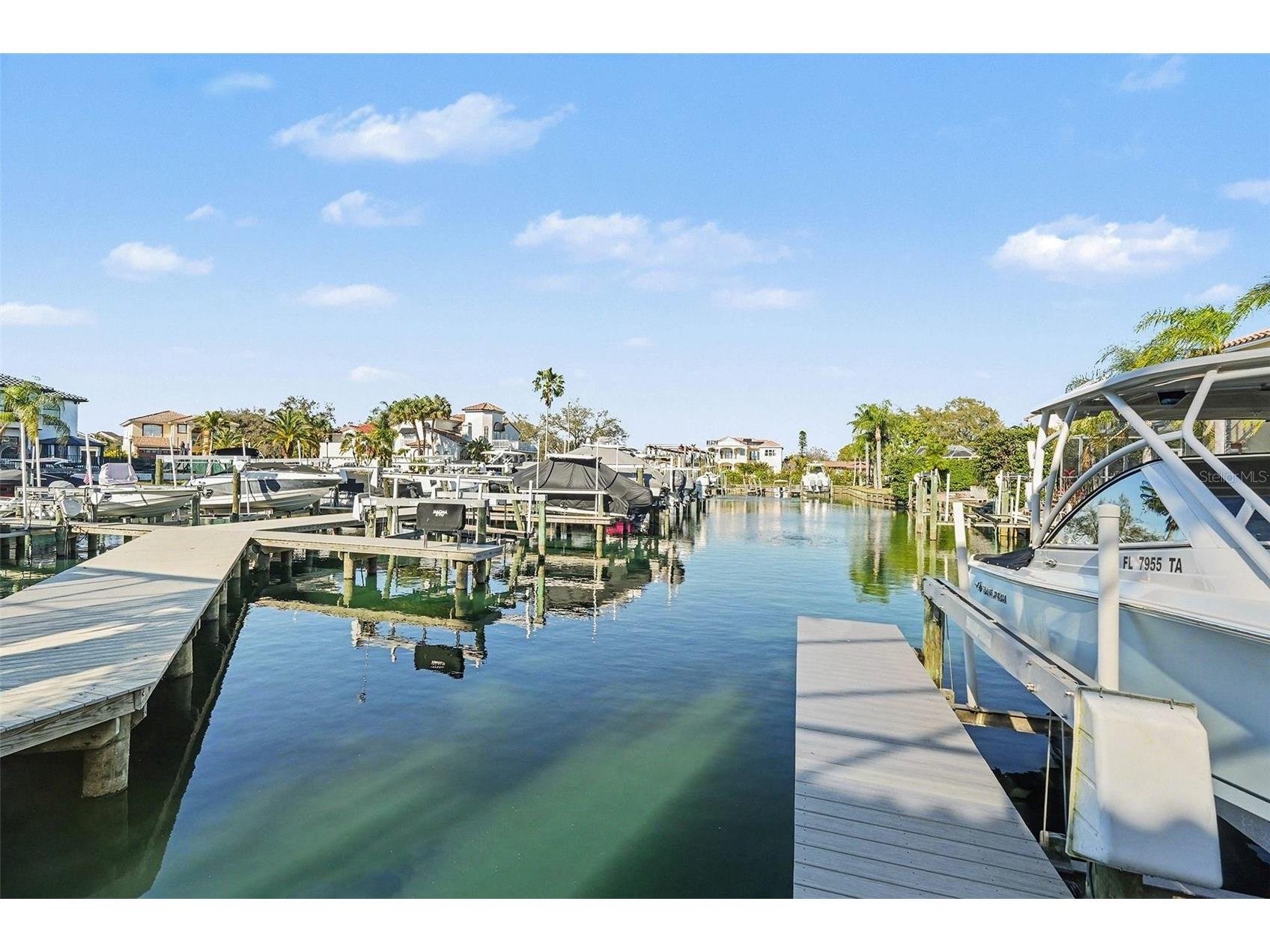 10618 Hatteras Drive Tampa FL 33615 TB8481613 image35