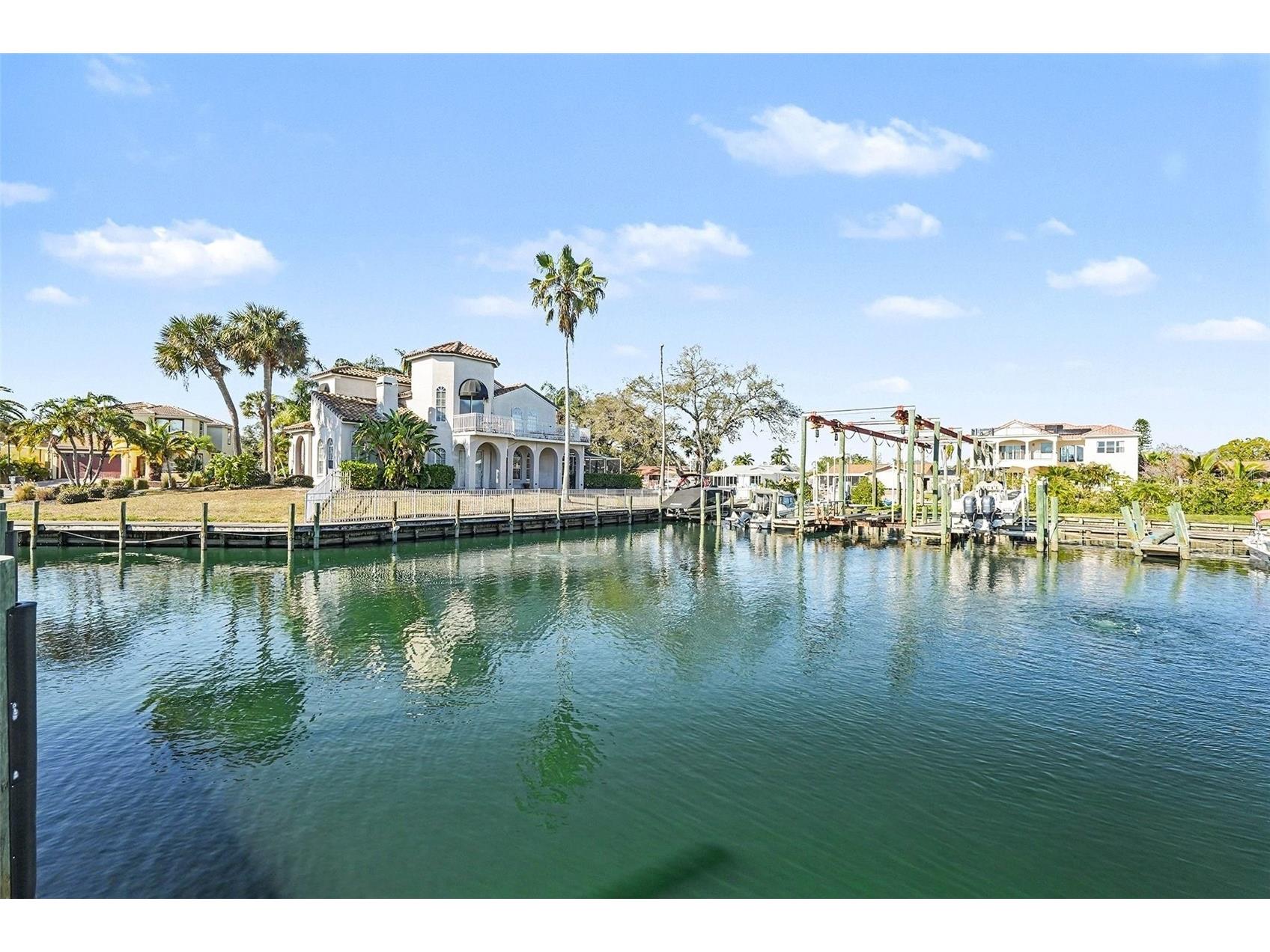 10618 Hatteras Drive Tampa FL 33615 TB8481613 image36