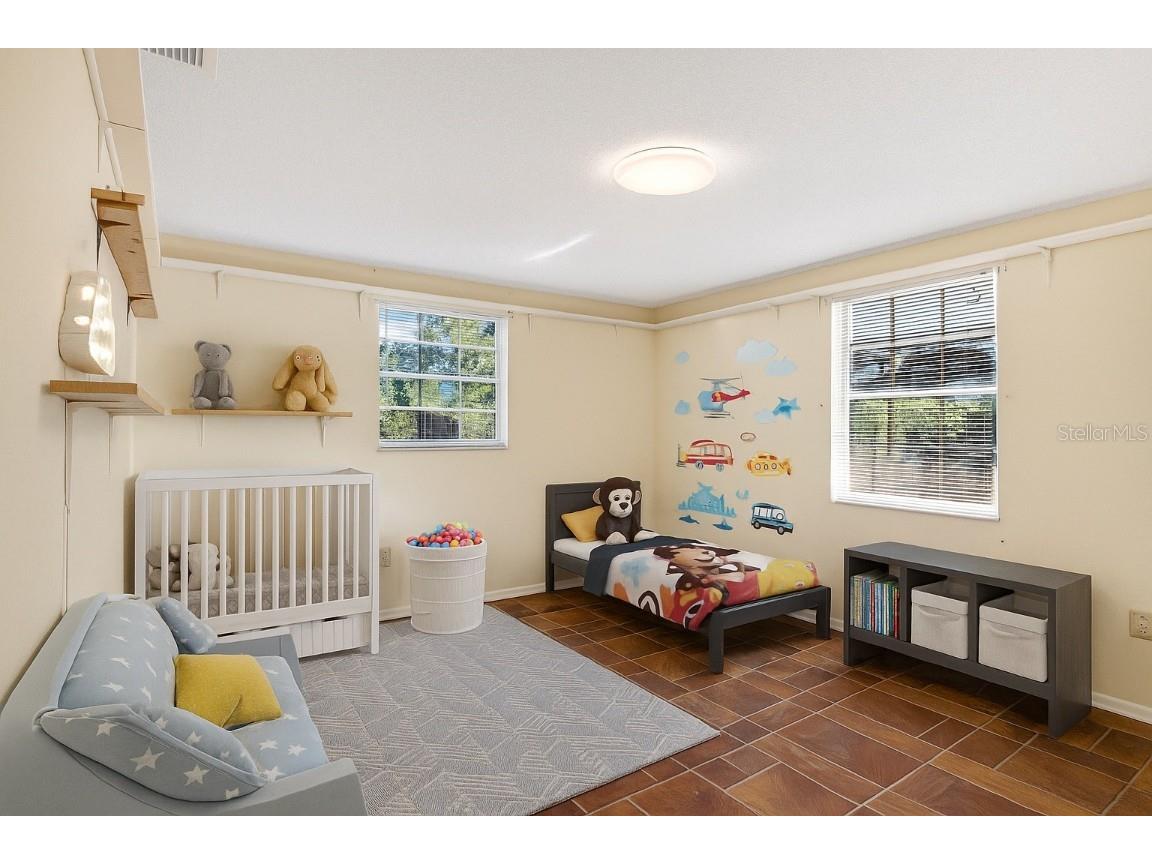 10618 Skewlee Gardens Drive Thonotosassa FL 33592 TB8440637 image10