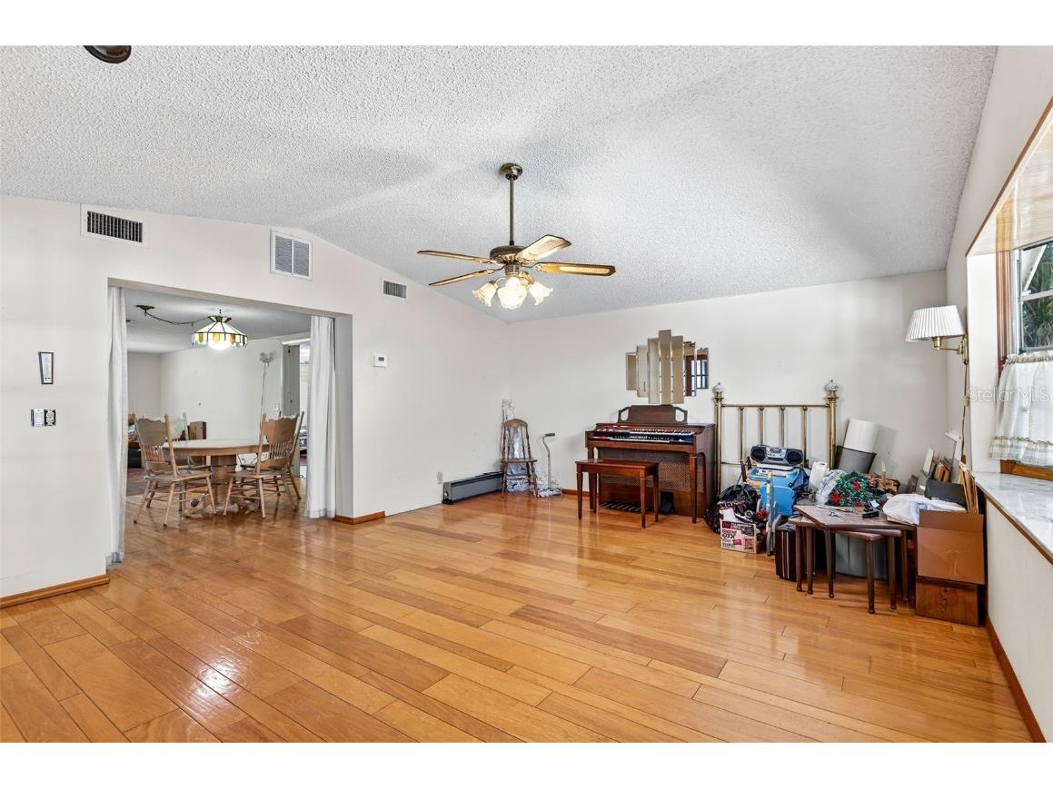 10618 Skewlee Gardens Drive Thonotosassa FL 33592 TB8440637 image33