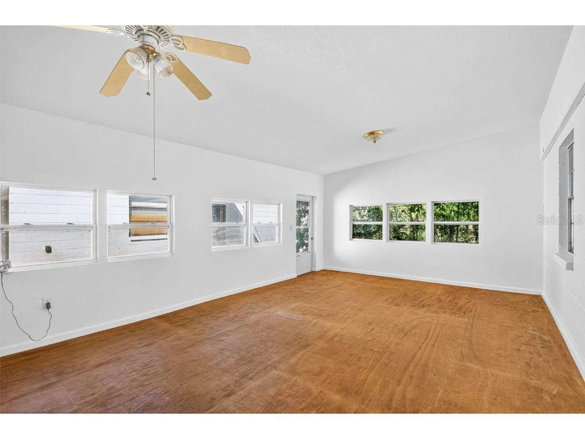 10618 Skewlee Gardens Drive Thonotosassa FL 33592 TB8440637 image35