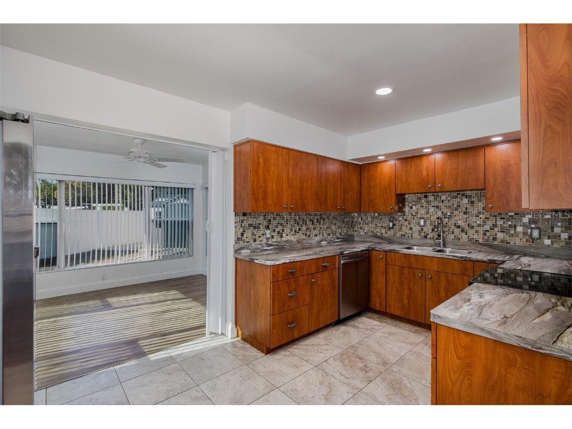 10619 Agate Court Port Richey FL 34668 W7881021 image5