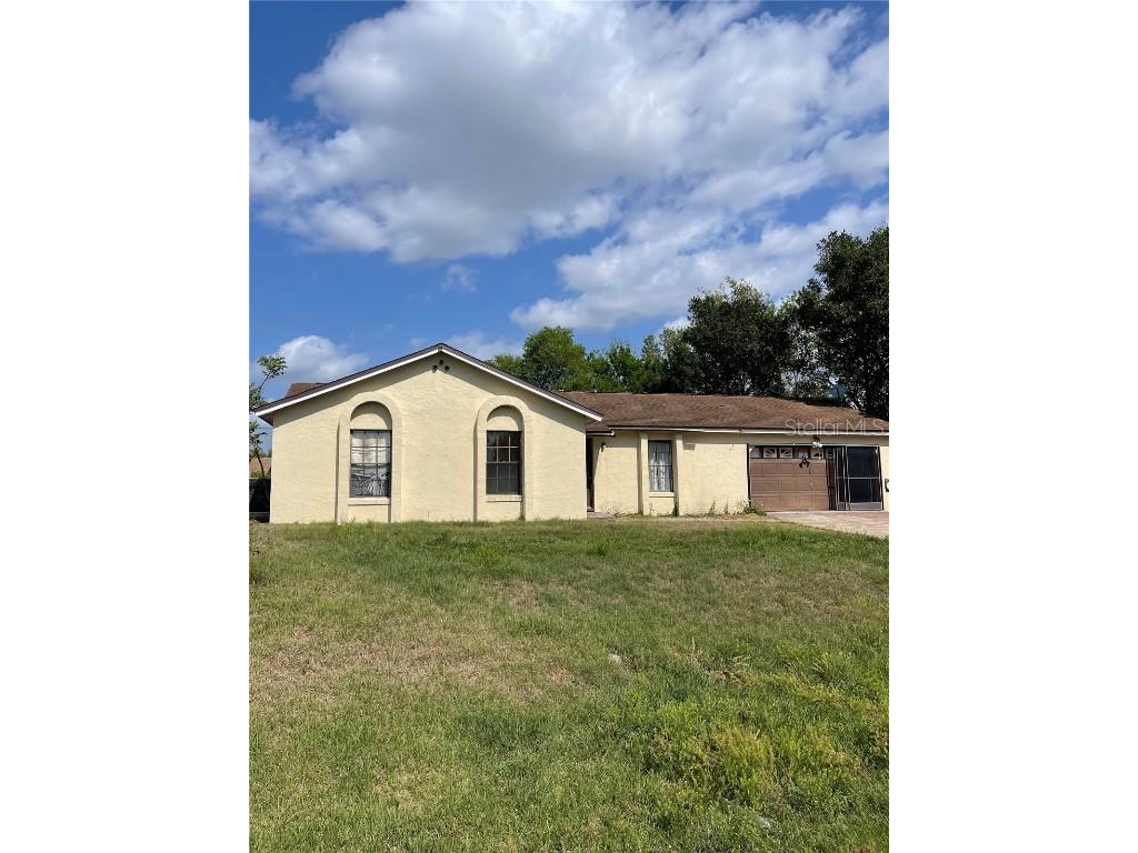 1062 Kenmore Street Deltona FL 32725 V4928627 image1