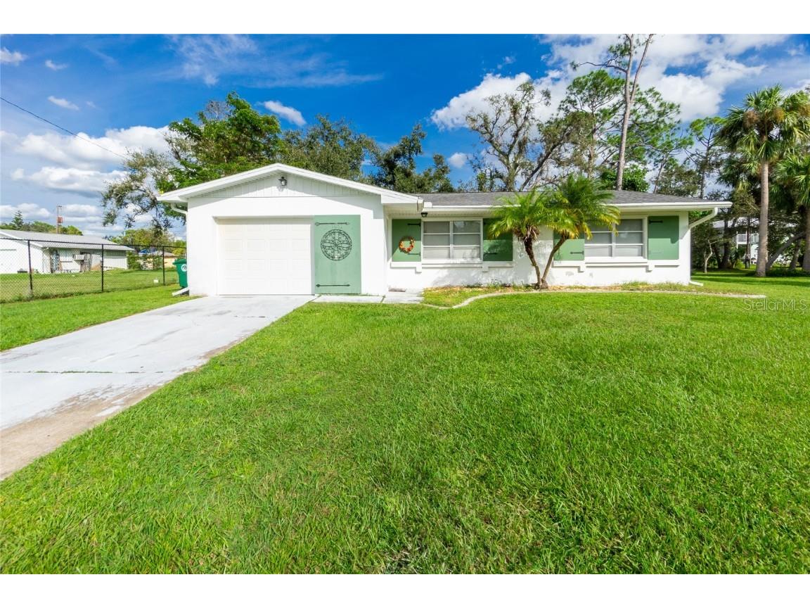 1062 Veronica Street Port Charlotte FL 33952 C7481548 image1