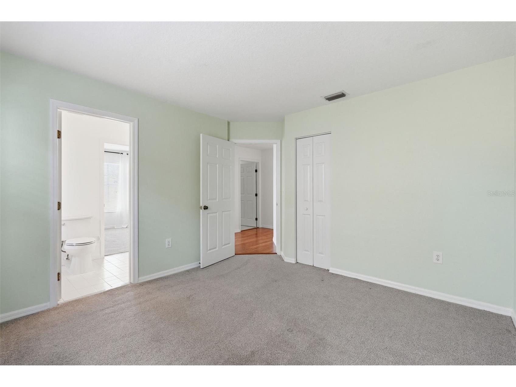 10621 Hatteras Drive Tampa FL 33615 TB8503092 image38