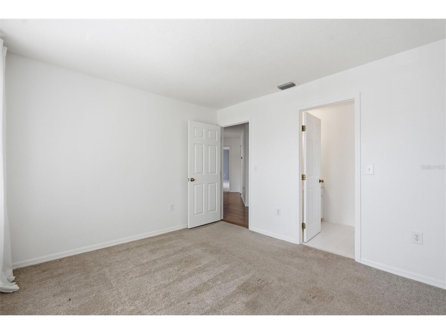 10621 Hatteras Drive Tampa FL 33615 TB8503092 image41