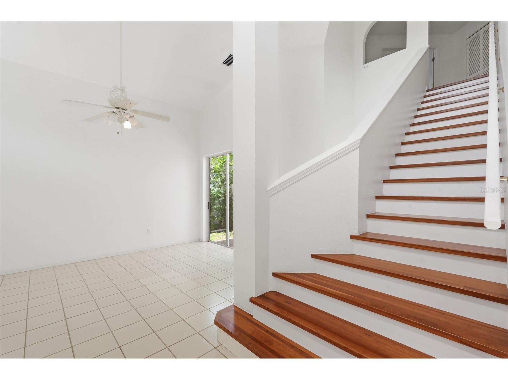 10621 Hatteras Drive Tampa FL 33615 TB8503092 image6