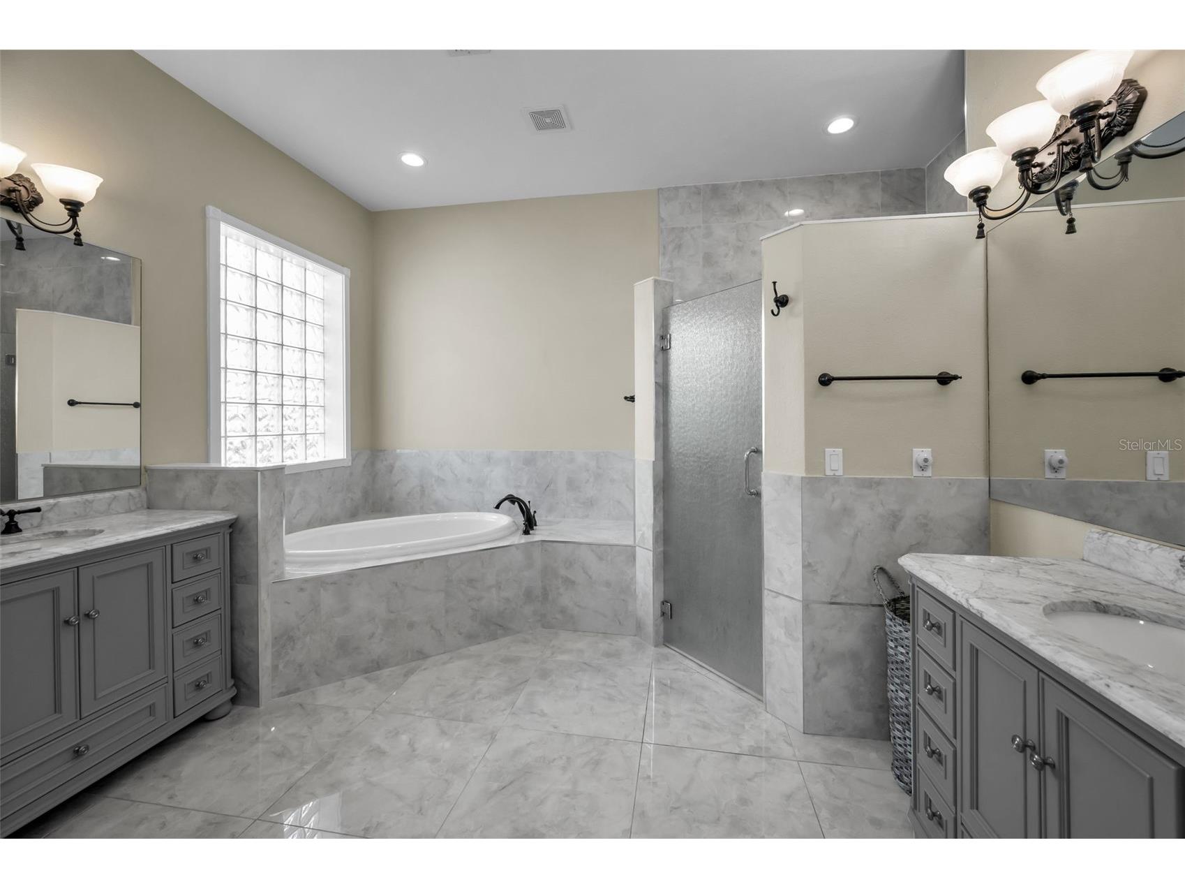 10622 Cape Hatteras Drive Tampa FL 33615 TB8466610 image21