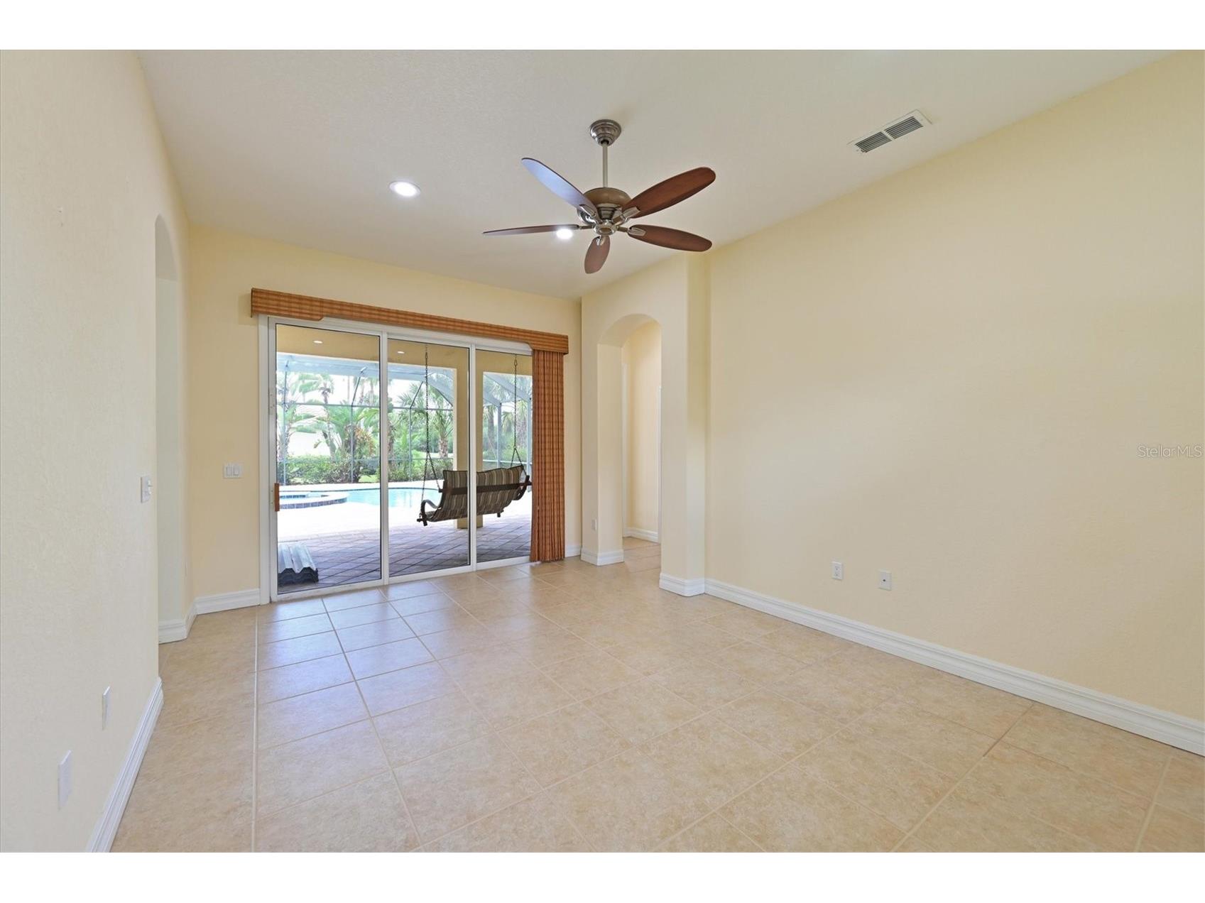 10622 Conch Shell Terrace Bradenton FL 34212 - GOLF COURSE POND - HOLE #3 A4695478 image32