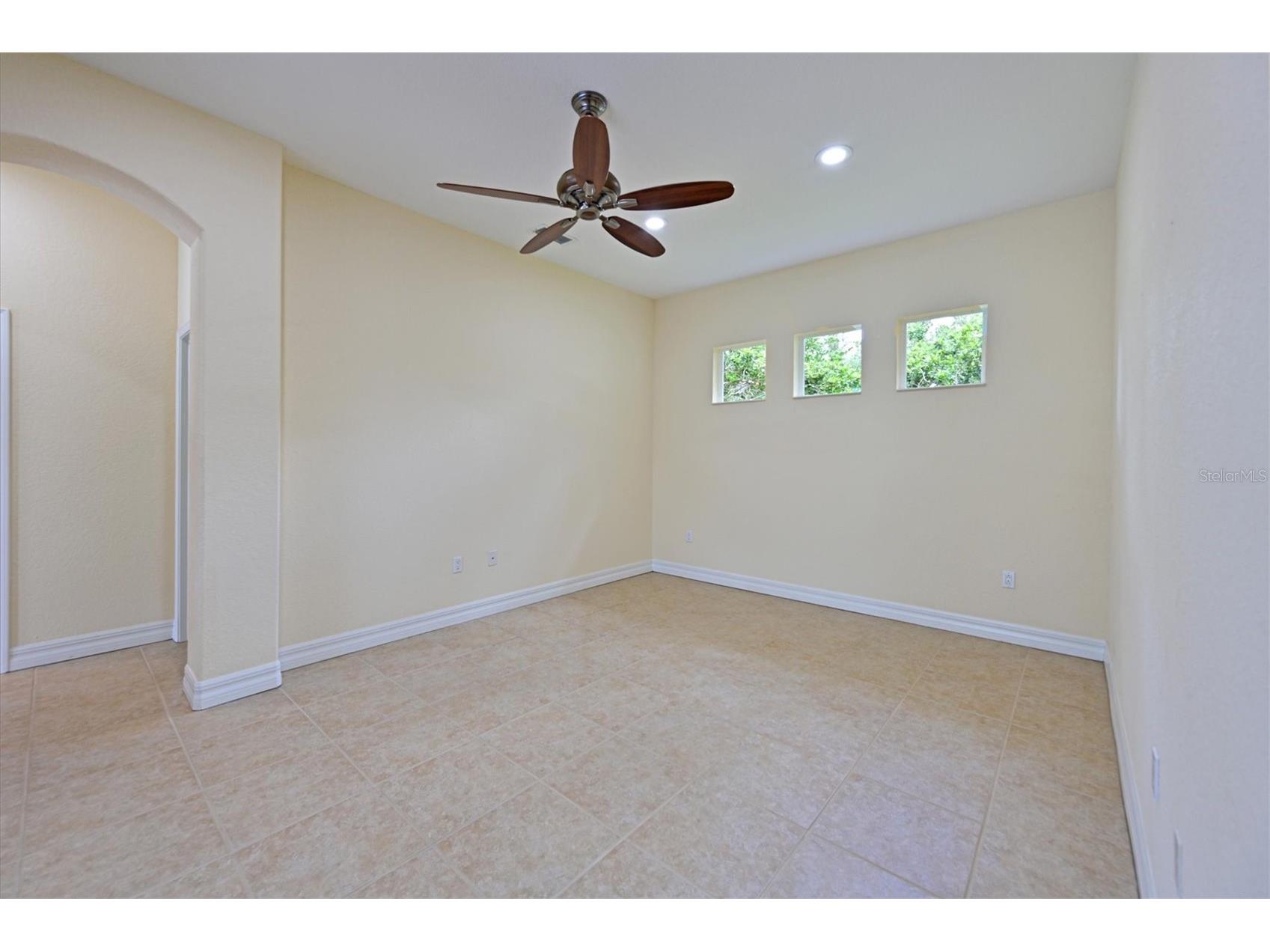 10622 Conch Shell Terrace Bradenton FL 34212 - GOLF COURSE POND - HOLE #3 A4695478 image33