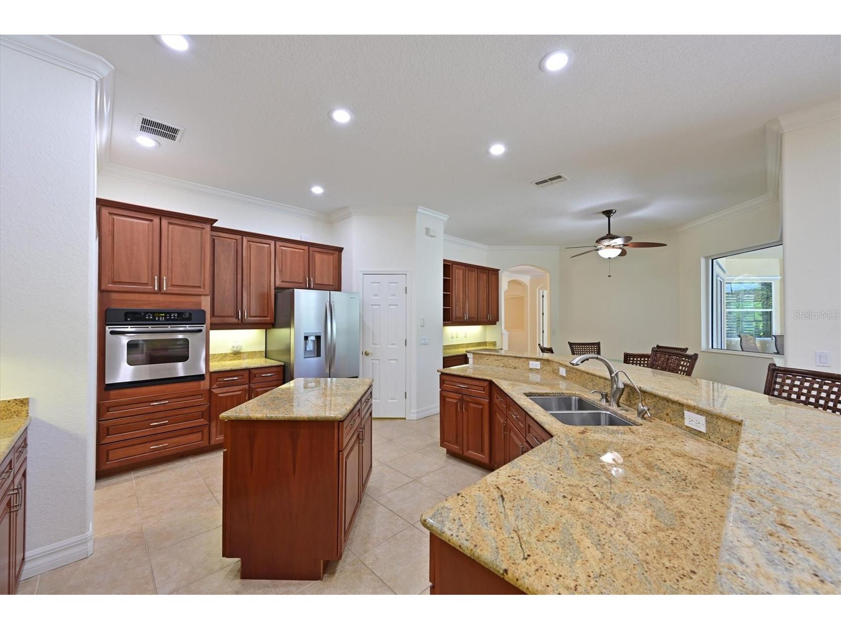 10622 Conch Shell Terrace Bradenton FL 34212 - GOLF COURSE POND - HOLE #3 A4695478 image8