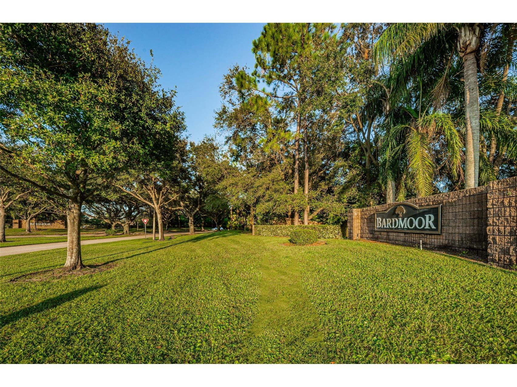 10626 Longwood Drive #102 Seminole FL 33777 TB8521183 image40