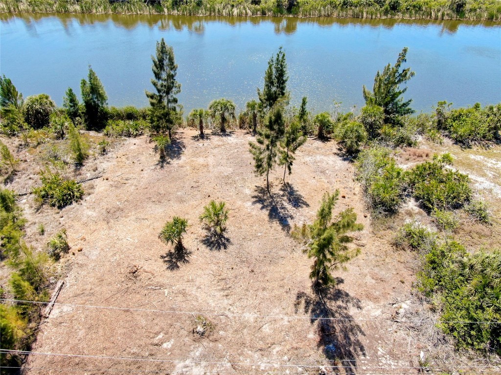 10628 Poughkeepsie Port Charlotte FL 33981 - SANTA CRUZ CANAL N6137051 image1