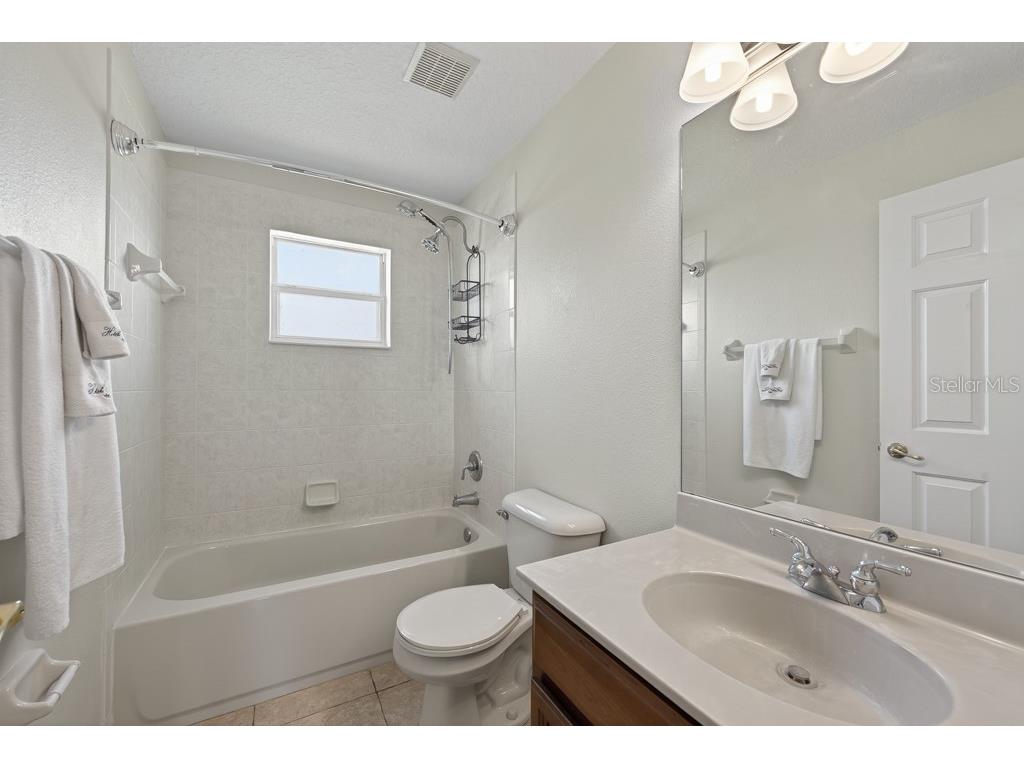 1063 Paseo Del Rio NE Saint Petersburg FL 33702 TB8498177 image36