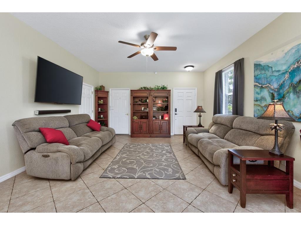 1063 Paseo Del Rio NE Saint Petersburg FL 33702 TB8498177 image7