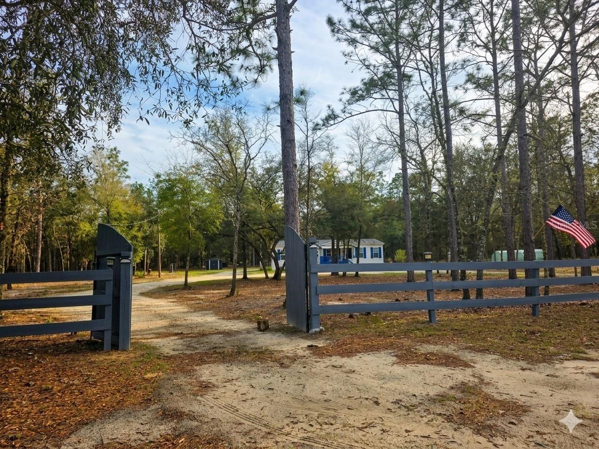 10630 NE 80th Street Bronson FL 32621 TB8484993 image2