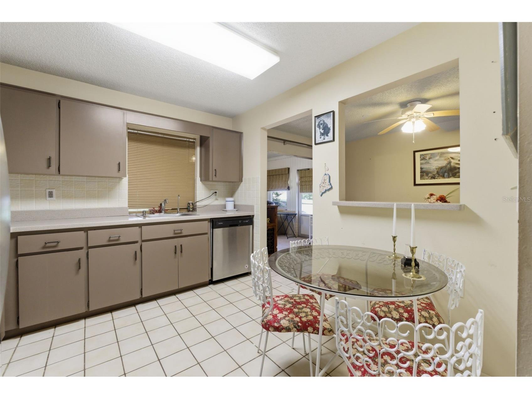 10636 Salamanca Drive Port Richey FL 34668 W7885510 image13