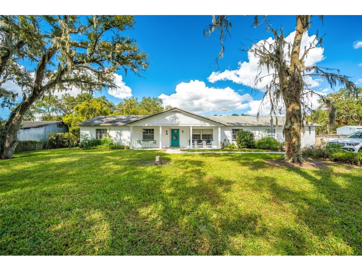 10637 Lithia Pinecrest Road Lithia FL 33547 U8180456 image1