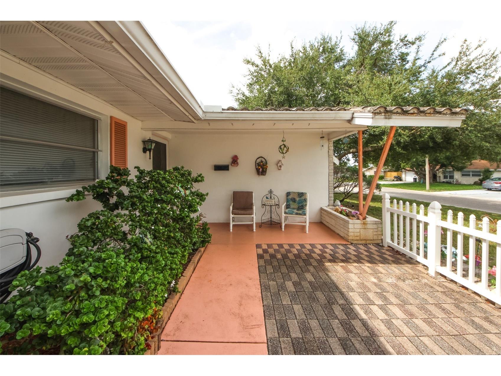 10638 Oak Hill Drive Port Richey FL 34668 W7881252 image4