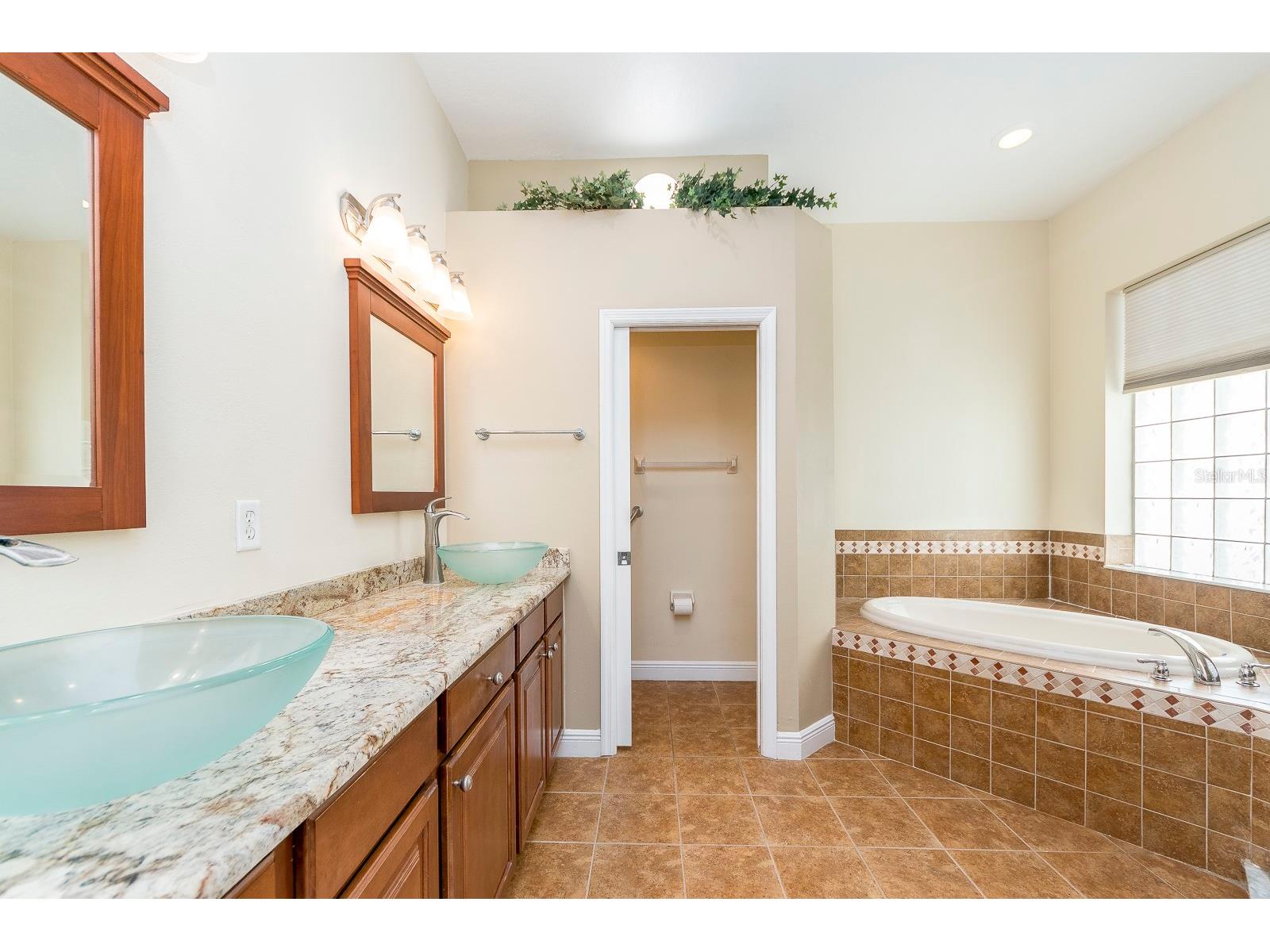 10639 Hatteras Drive Tampa FL 33615 TB8492313 image12