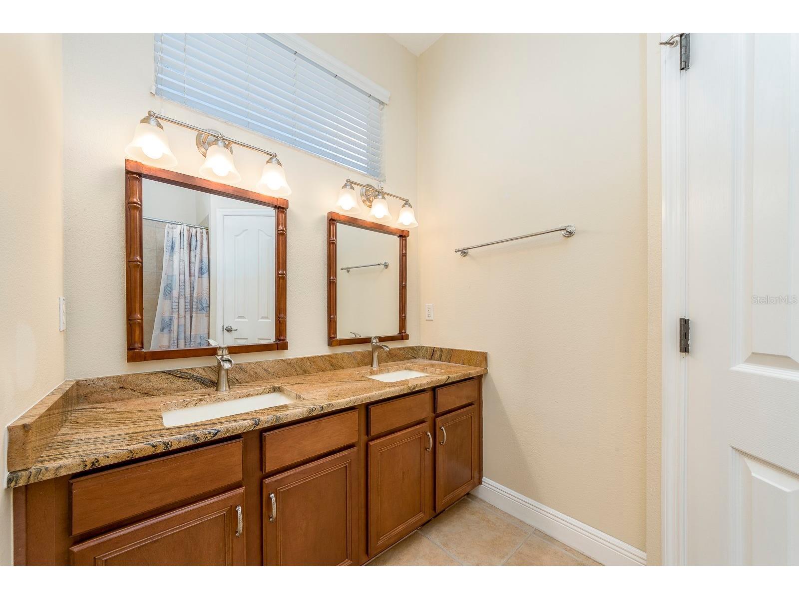 10639 Hatteras Drive Tampa FL 33615 TB8492313 image23