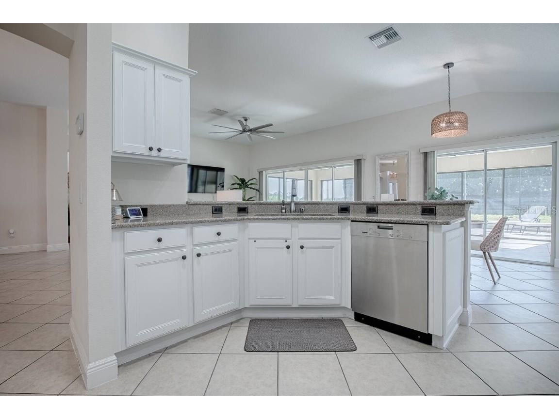 1064 Alcove Loop The Villages FL 32162 G5105530 image12