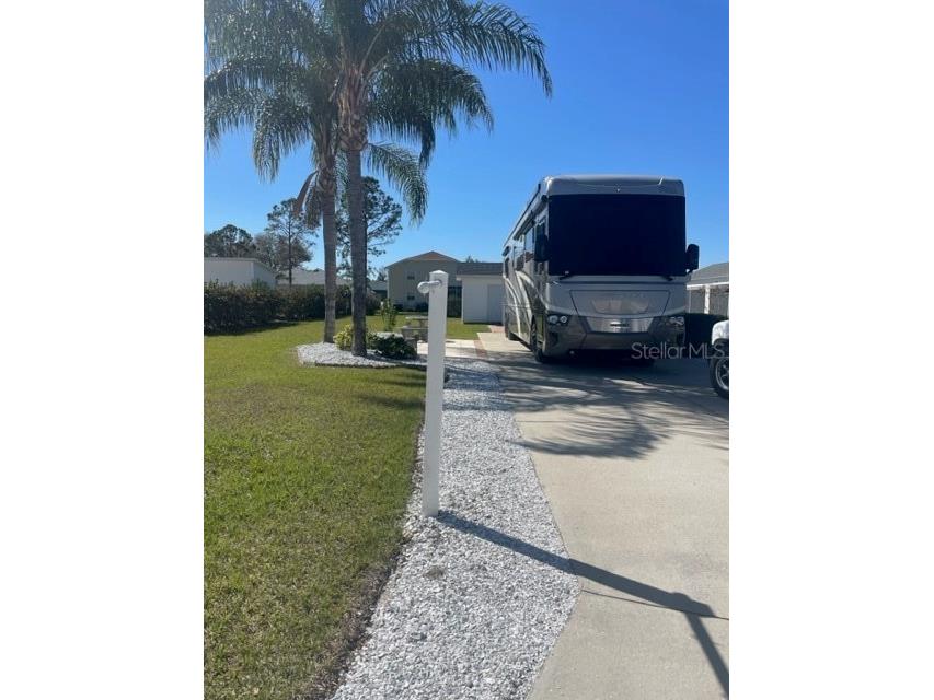 1064 Caravan Loop Polk City FL 33868 L4934883 image1