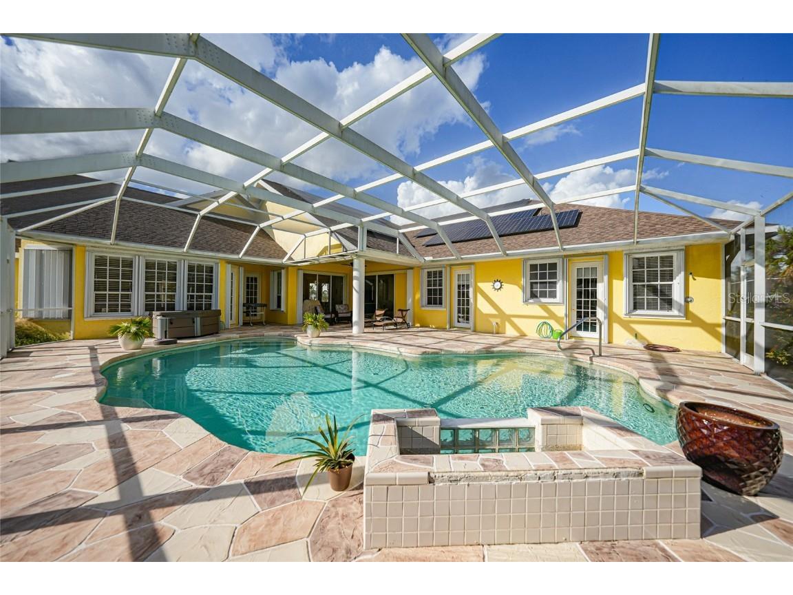 1064 Harbour Way Place Punta Gorda FL 33983 C7502238 image2