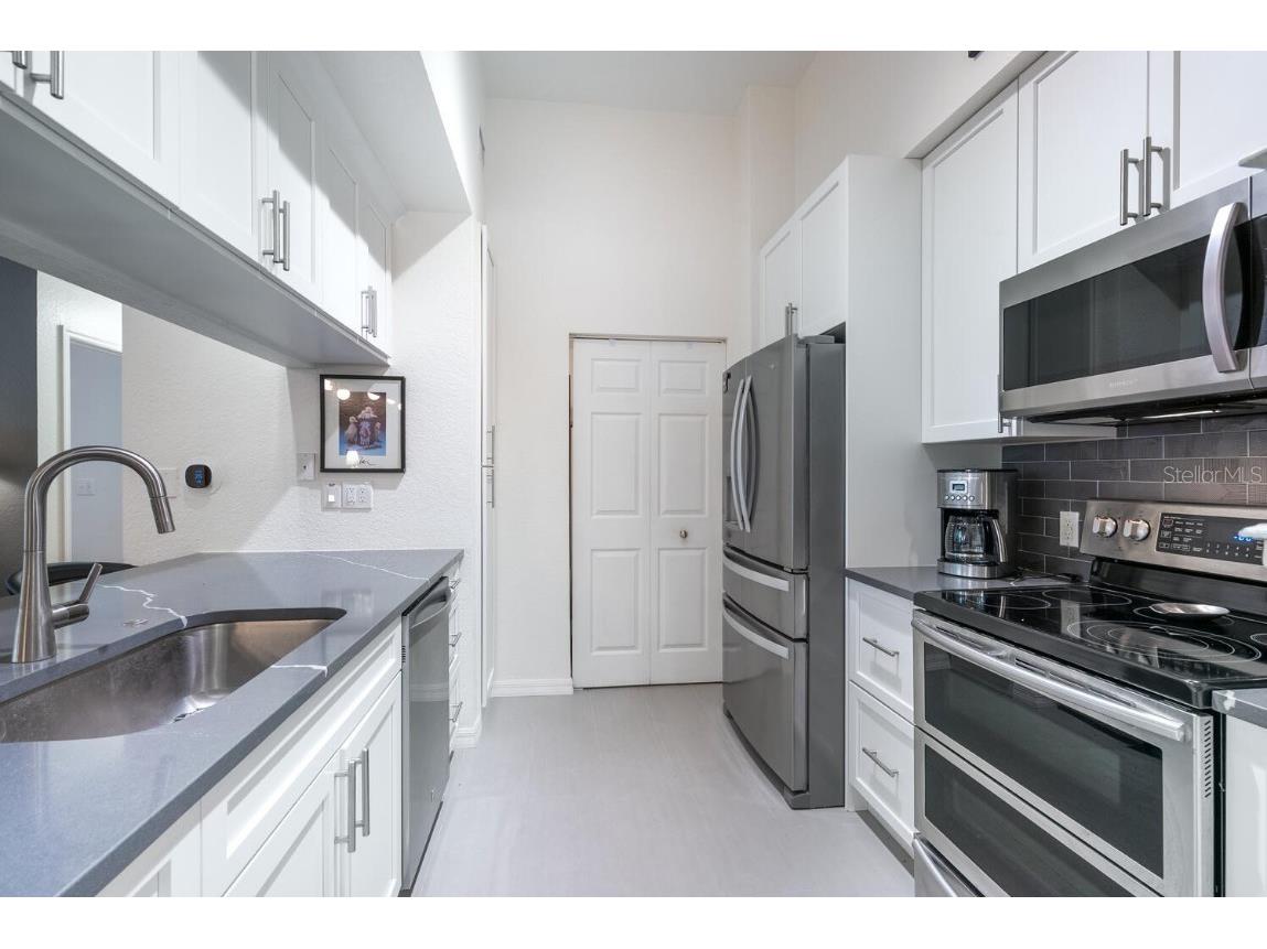 1064 N Tamiami Trail #1116 Sarasota FL 34236 A4671529 image12